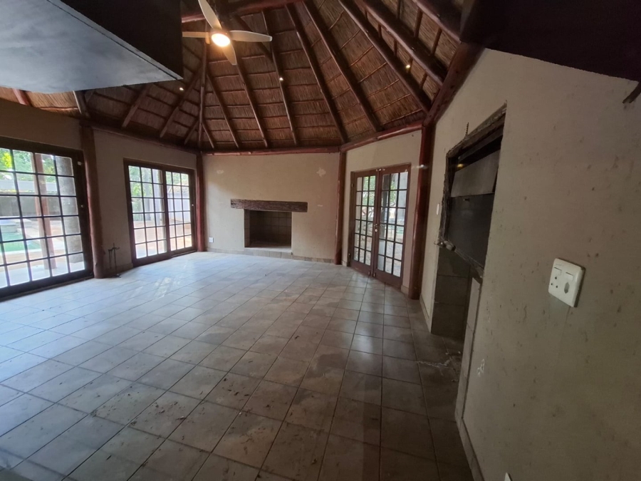 4 Bedroom Property for Sale in Safari Gardens North West